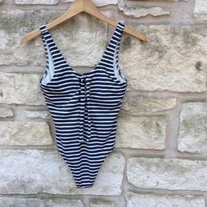 One piece stripe swimsuit